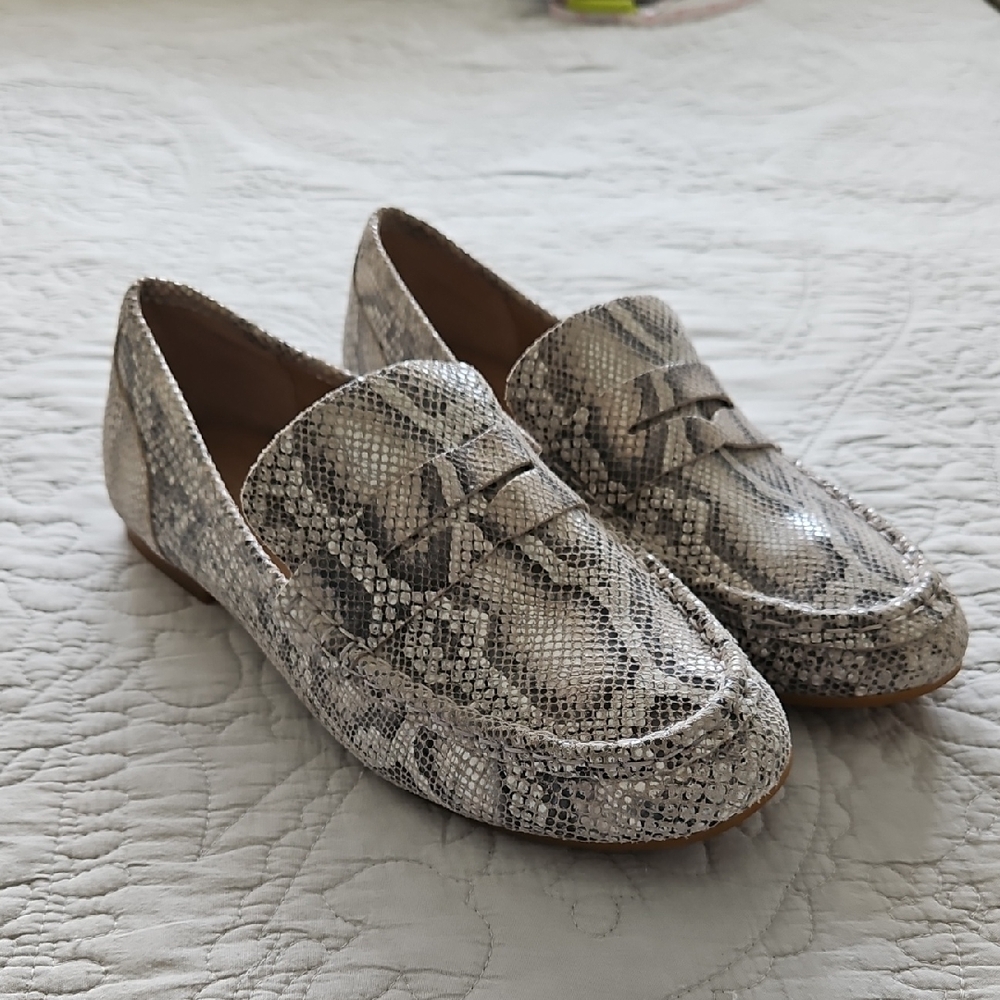 Born Leather Snakeskin Loafers Preppy Size‎ 10